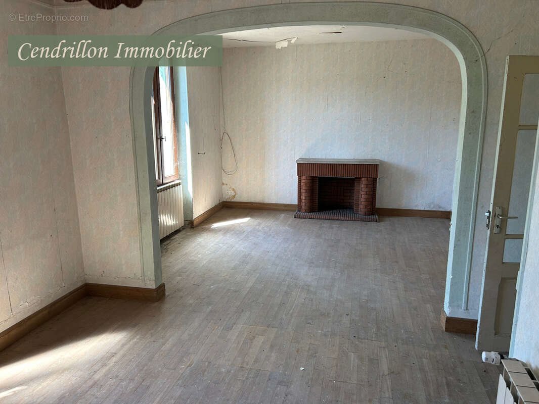 Maison à vendre, 92m², Bourganeuf