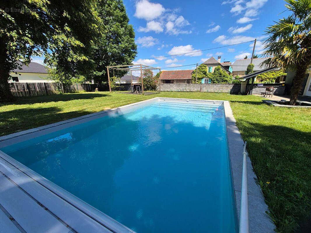 Maison à vendre, 118m², Soumoulou