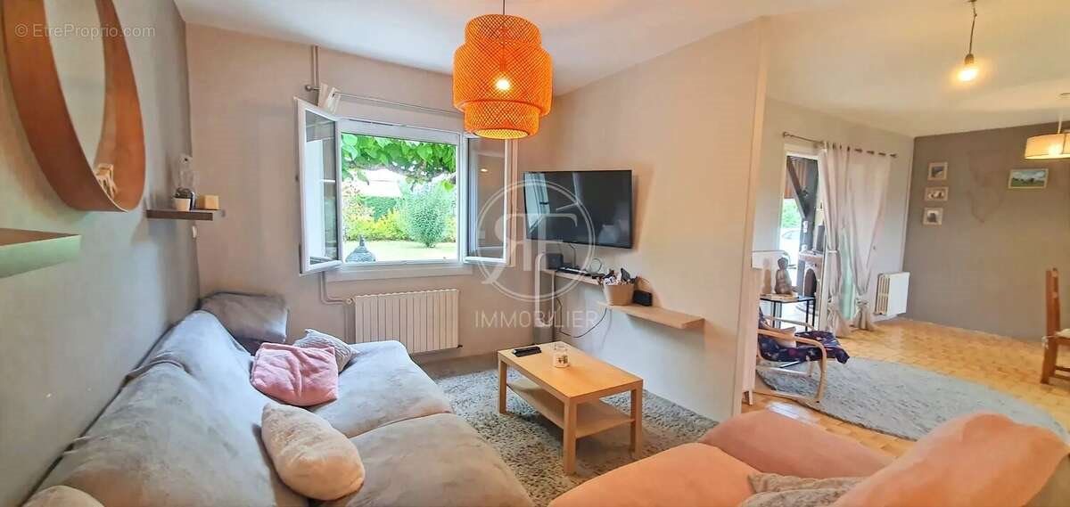 Maison à vendre, 105m², Villefranche-de-Lonchat