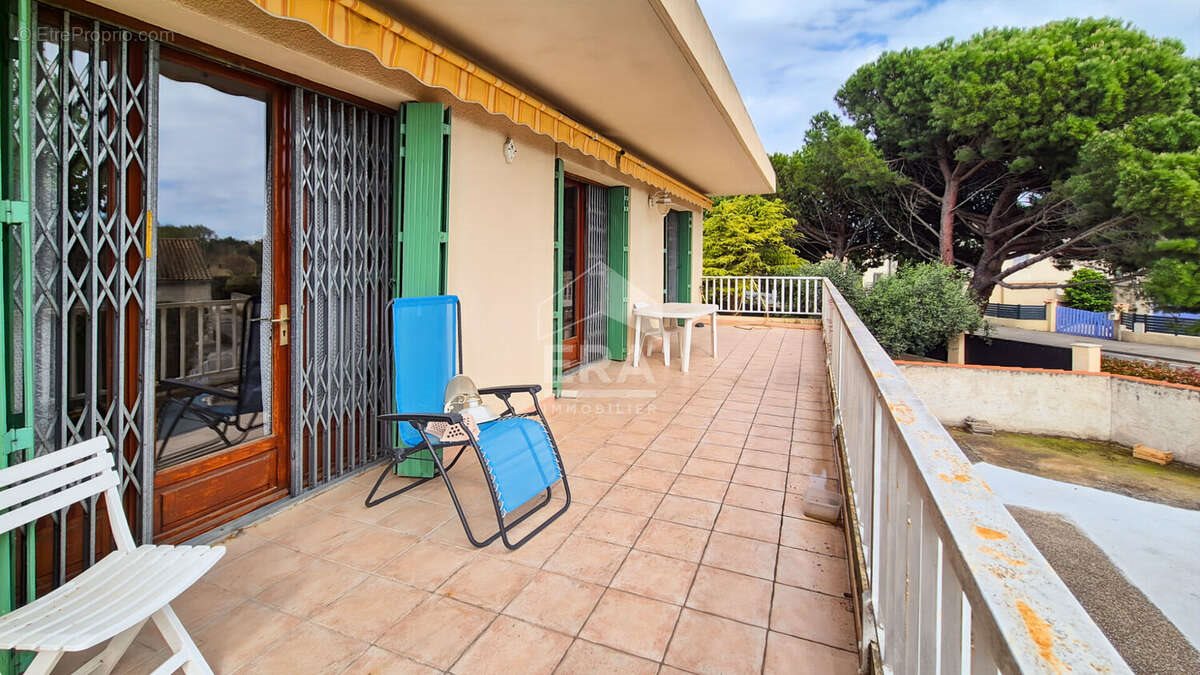Maison à vendre, 183m², Rognonas