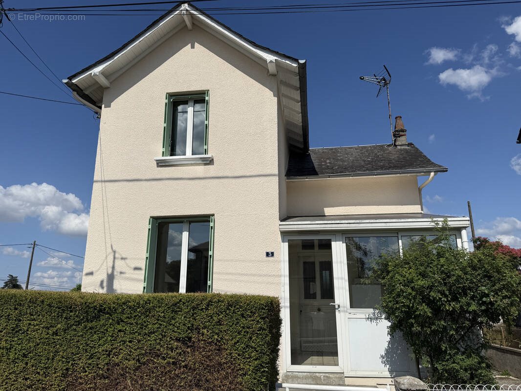 Maison à vendre, 63m², Saint-Sornin-Lavolps