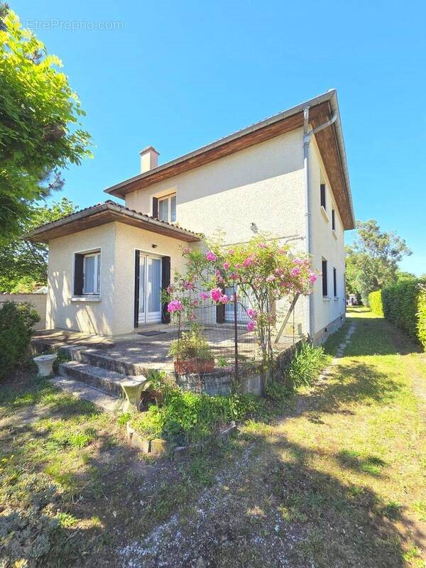 Maison à vendre, 200m², Eaunes