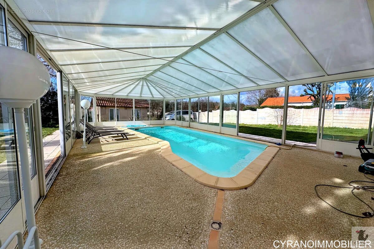 Maison à vendre, 173m², Bergerac
