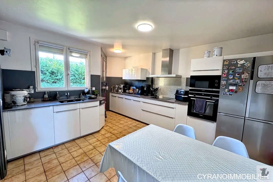 Maison à vendre, 173m², Bergerac