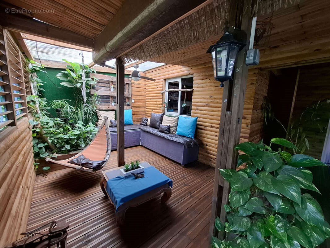 Maison à vendre, 239m², Saint-Louis