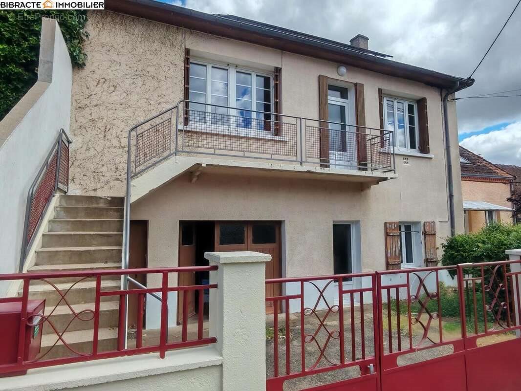 Maison à vendre, 56m², Luzy