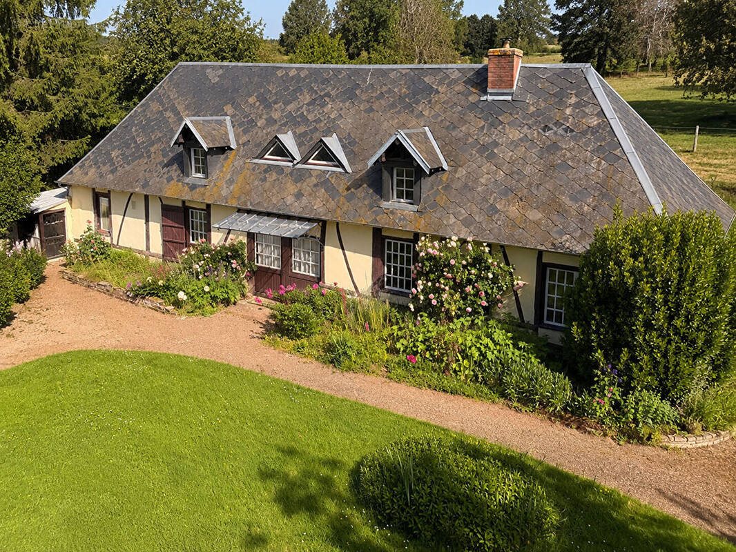 Maison à vendre, 116m², Morgny-la-Pommeraye
