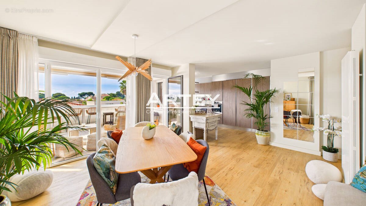Appartement à vendre, 106m², Carqueiranne