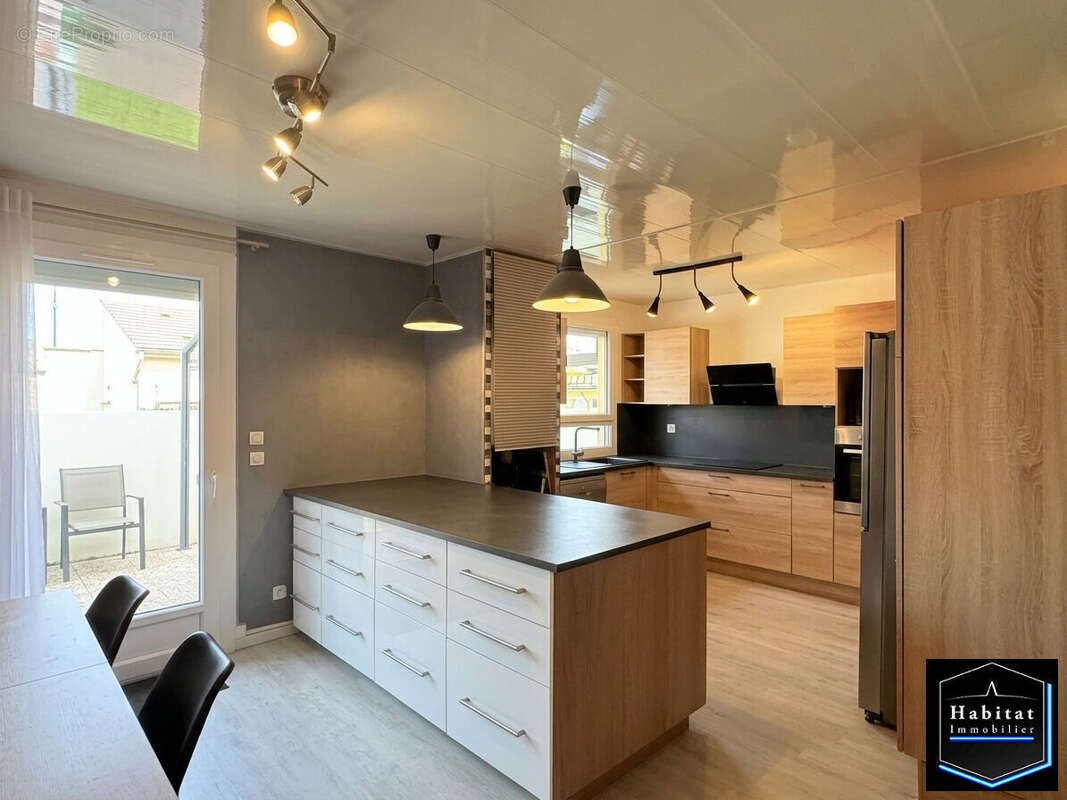 Maison à vendre, 106m², Dammartin-en-Goële