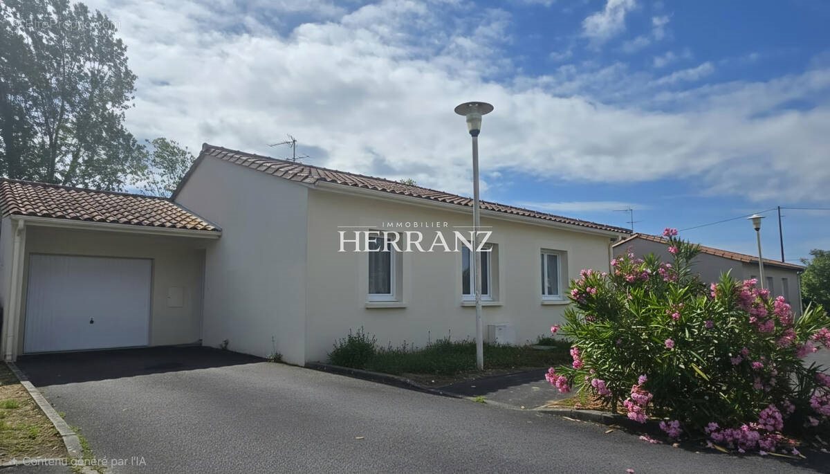 Maison à vendre, 82m², Pineuilh