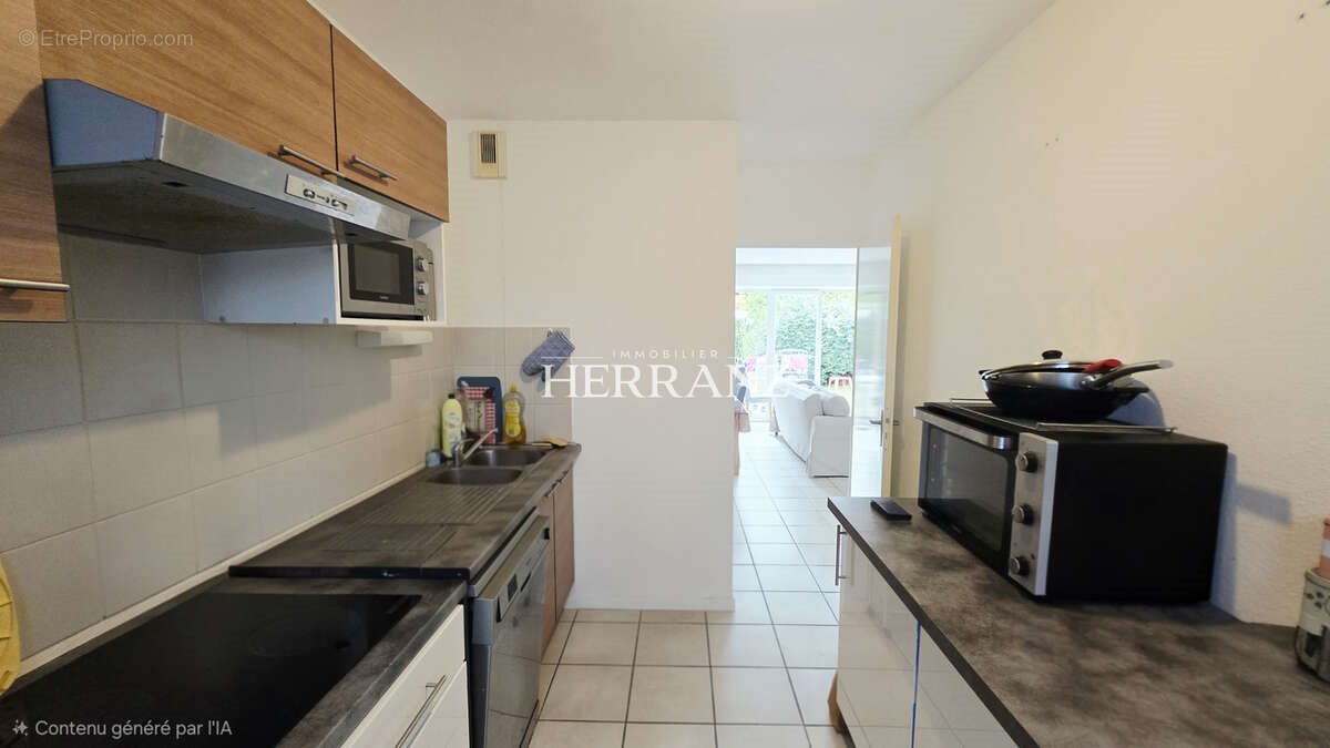 Maison à vendre, 82m², Pineuilh