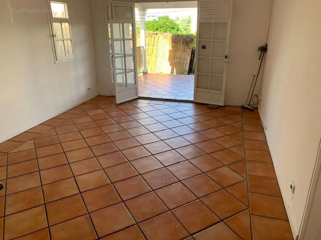Maison à vendre, 83m², Fort-de-France