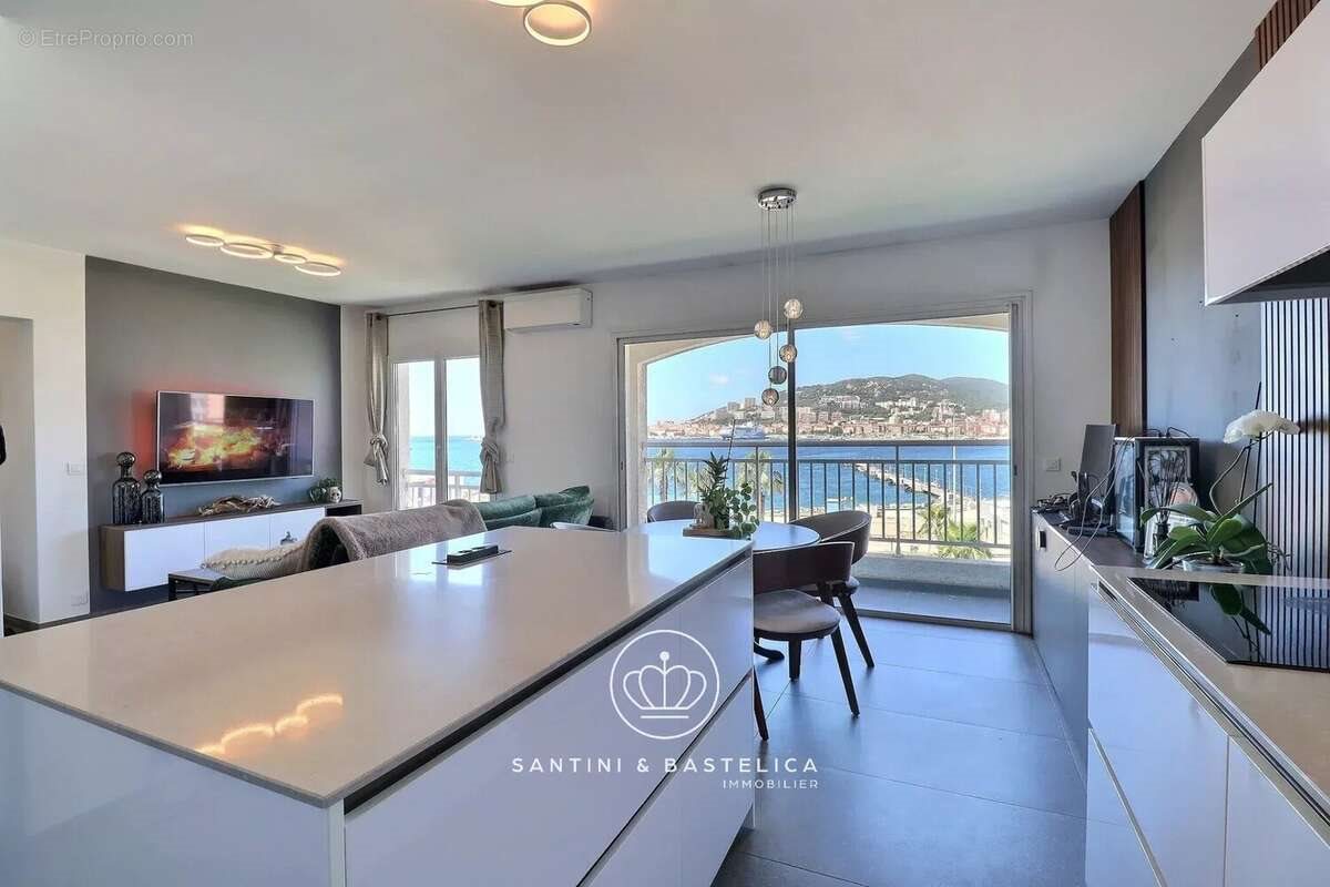 Appartement à vendre, 63m², Ajaccio
