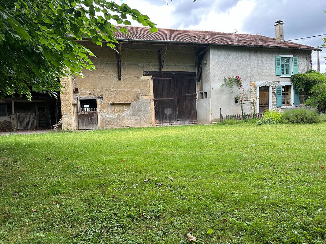 Maison à vendre, 94m², Artas