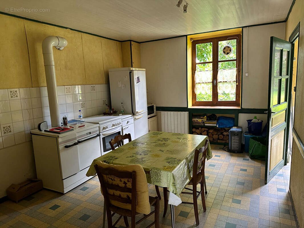 Maison à vendre, 94m², Artas