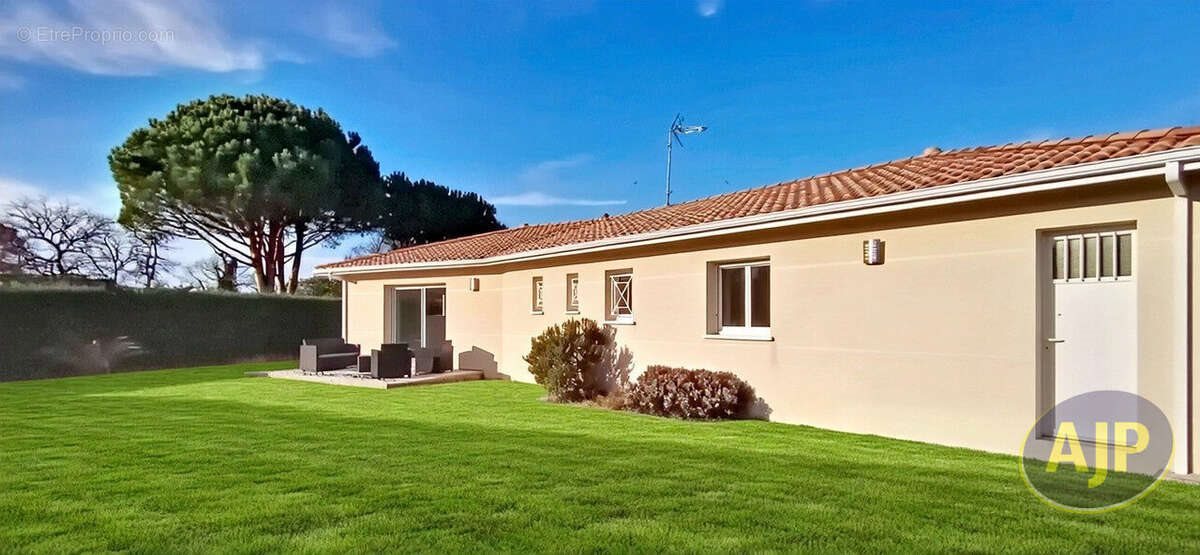 Maison à vendre, 107m², Arès