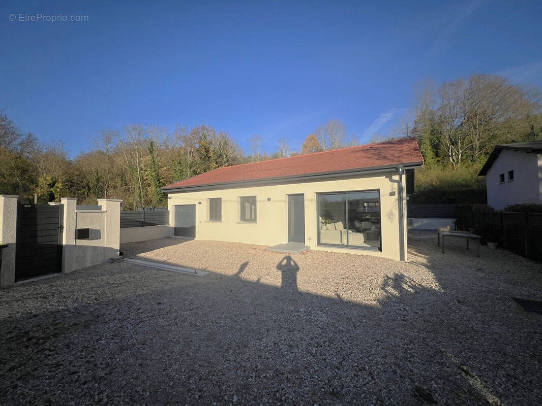 Maison à vendre, 115m², Lagnieu