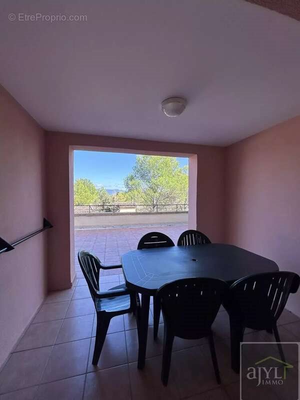 Appartement à vendre, 26m², Mallemort