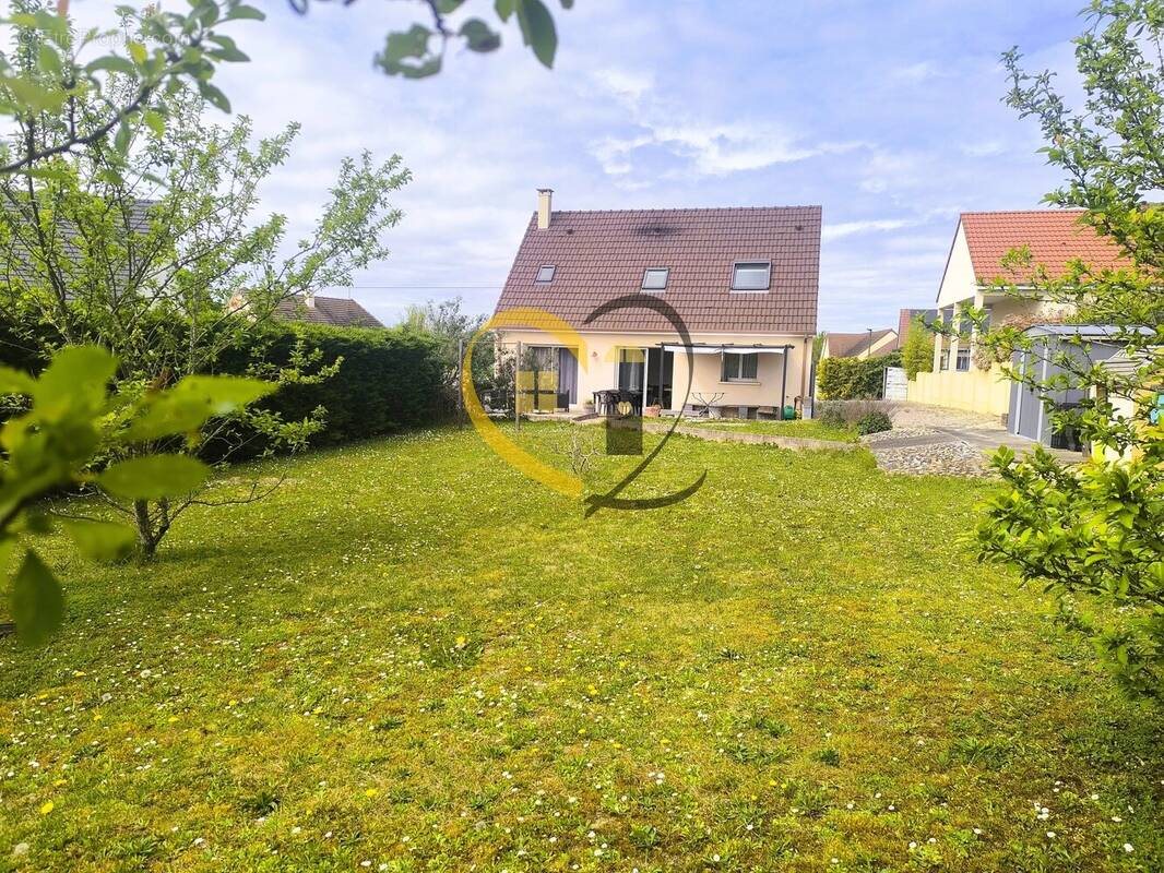 Maison à vendre, 113m², Bourges