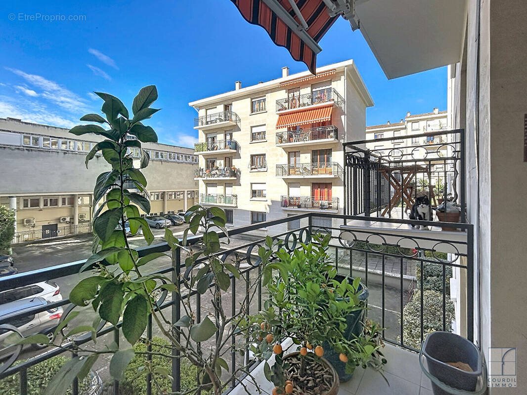 Appartement à vendre, 68m², Nîmes