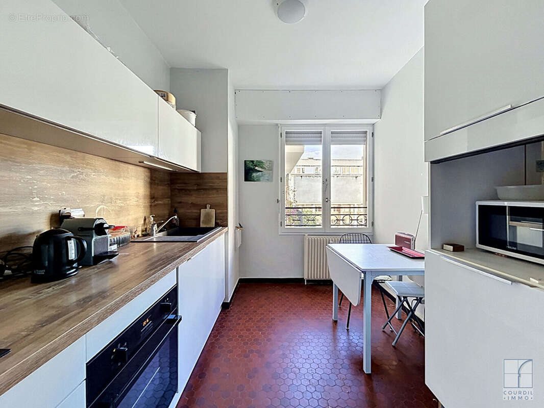 Appartement à vendre, 68m², Nîmes