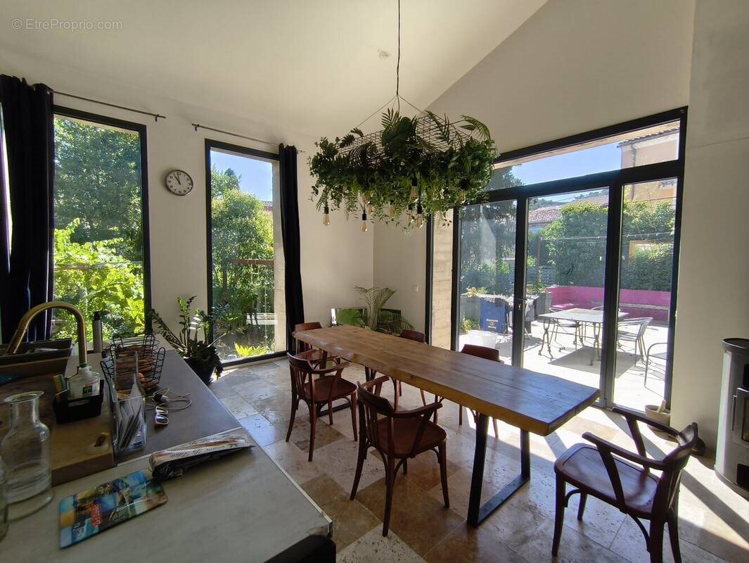 Maison à vendre, 240m², Saint-Chinian