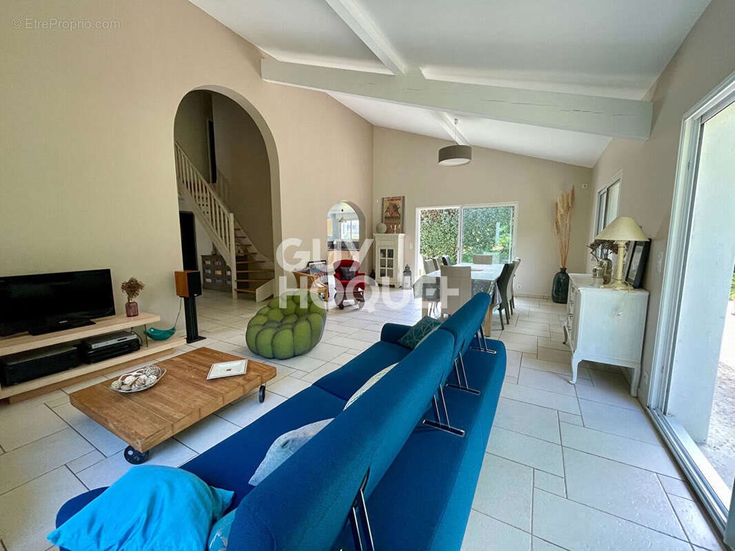 Maison à vendre, 178m², Villefranque