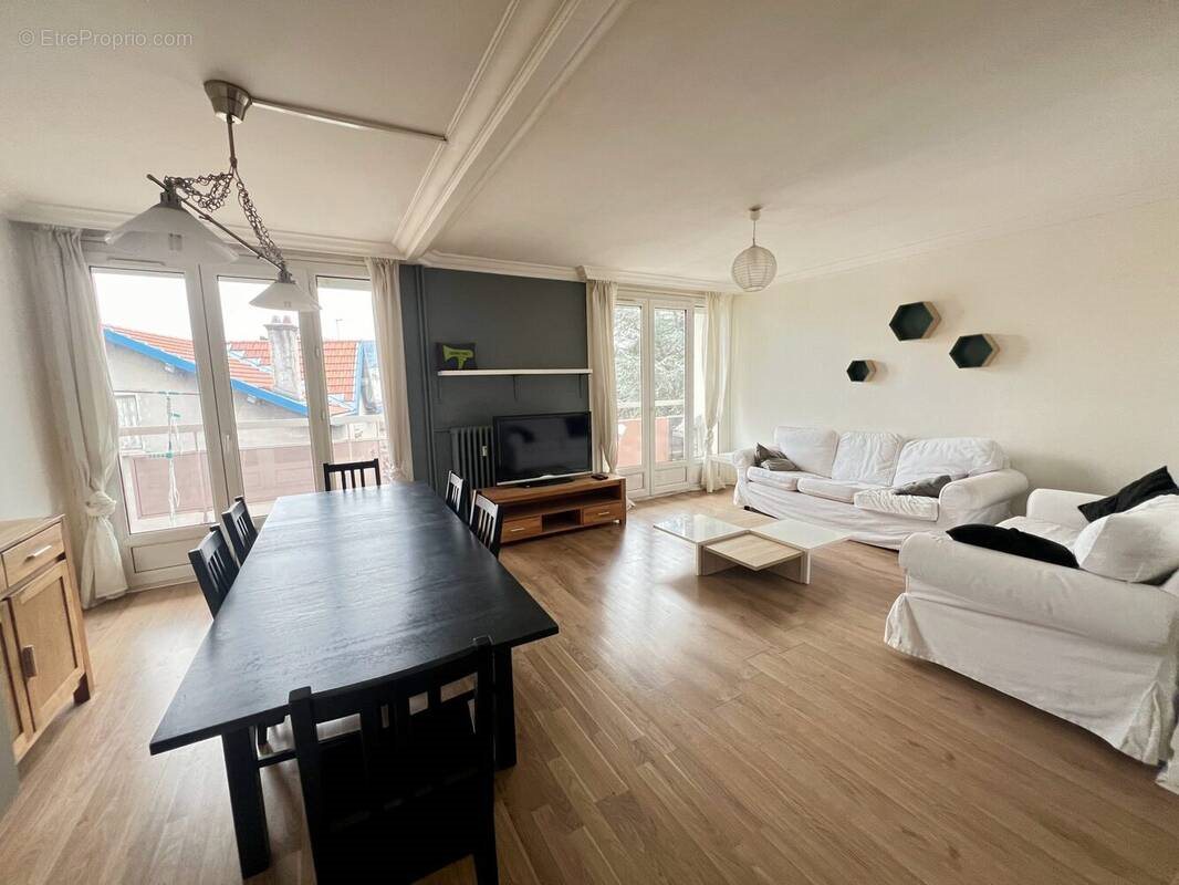 Appartement à vendre, 68m², Saint-Etienne