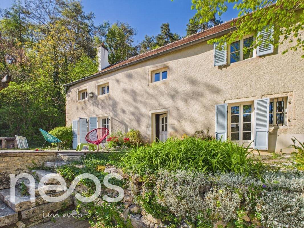 Maison à vendre, 235m², Fixin