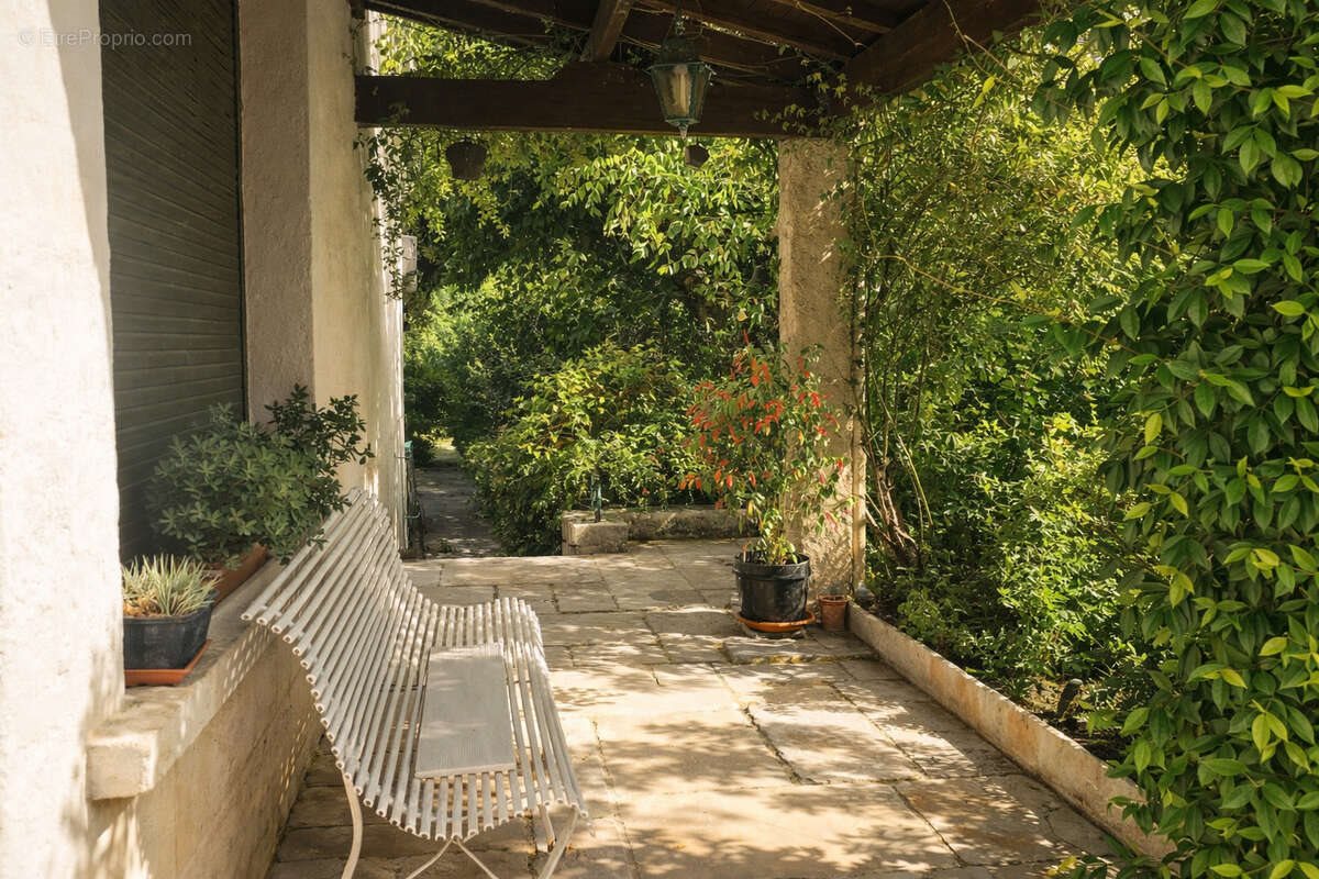 Maison à vendre, 300m², Sumène