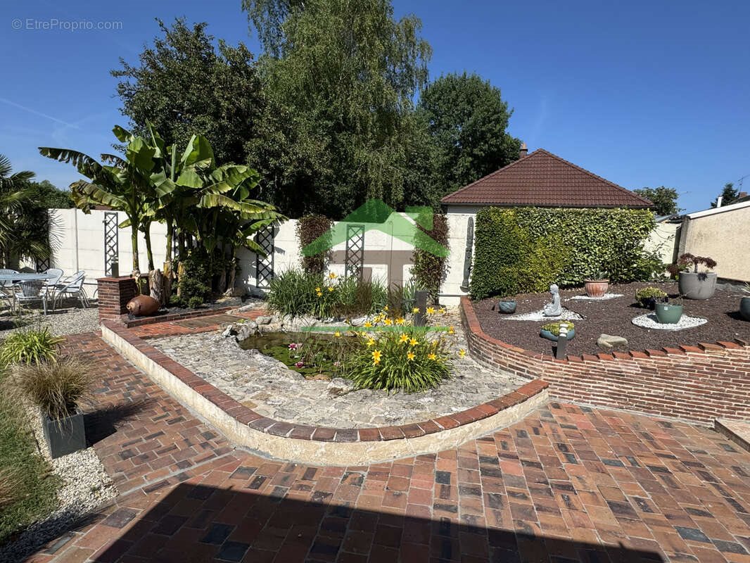 Maison à vendre, 156m², Châteaudun