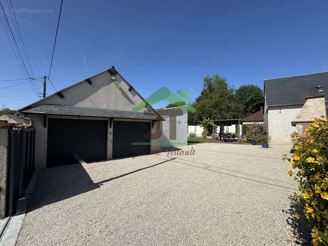 Maison à vendre, 156m², Châteaudun
