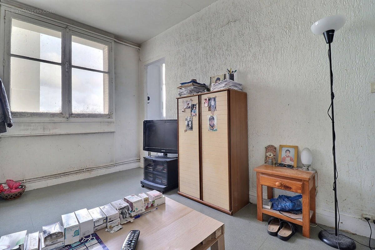 Appartement à vendre, 24m², Colombes