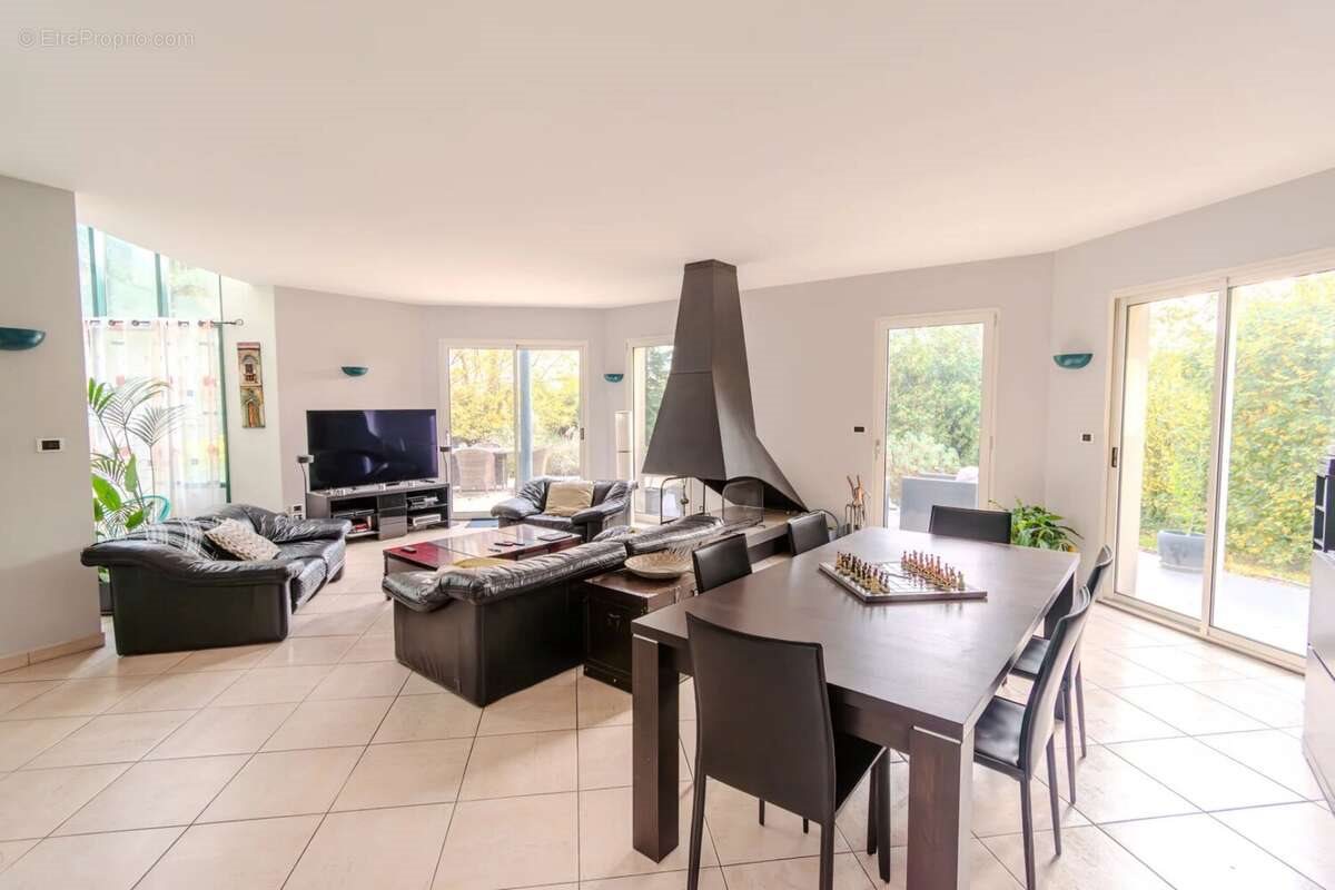 Maison à vendre, 220m², Groslay