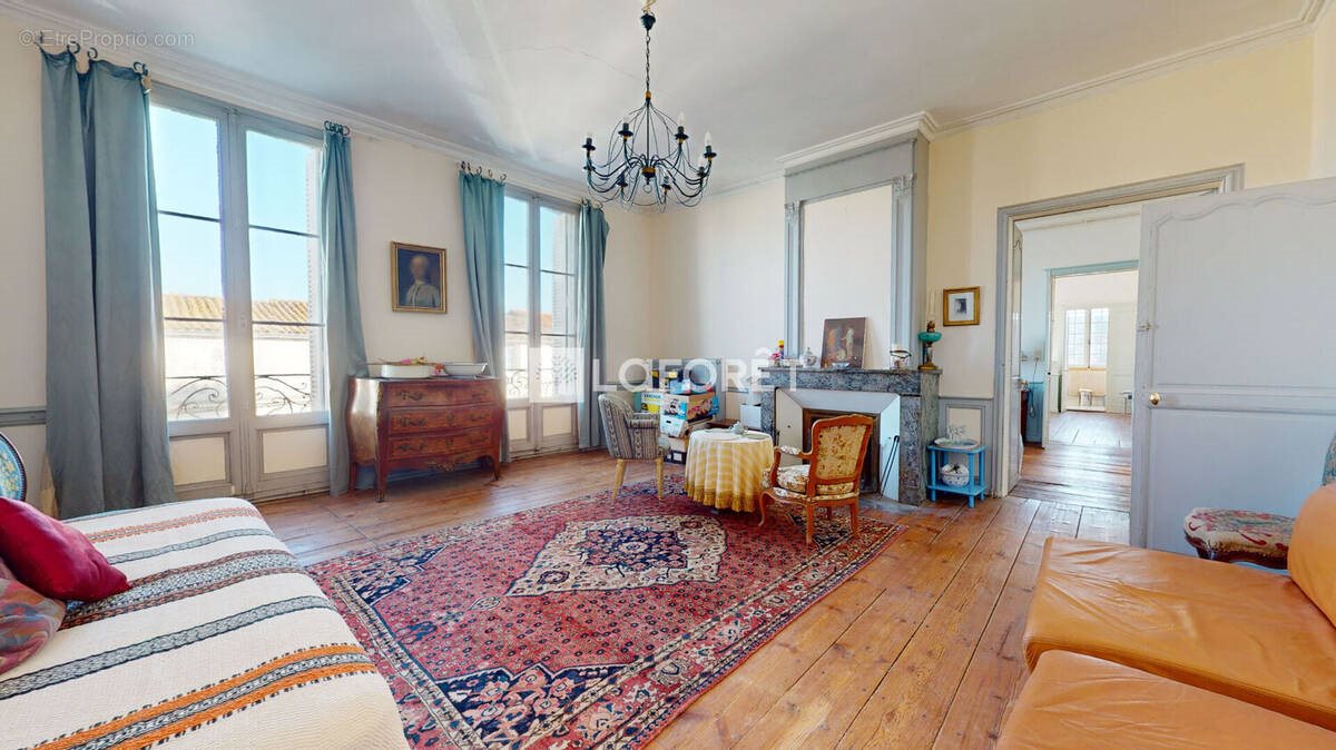 Appartement à vendre, 135m², Rochefort