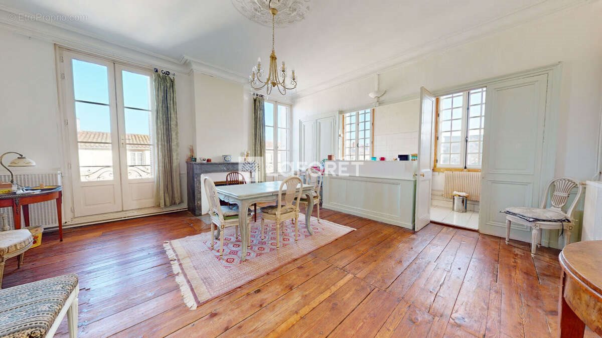 Appartement à vendre, 135m², Rochefort