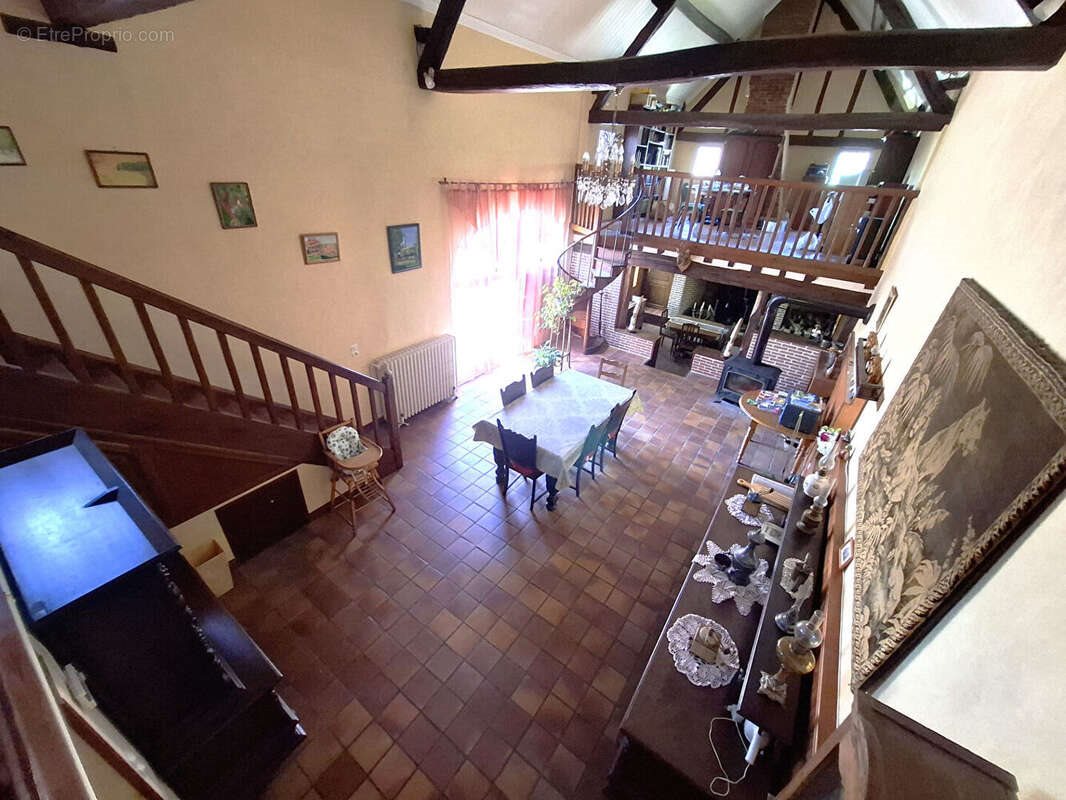 Maison à vendre, 260m², Sainte-Geneviève