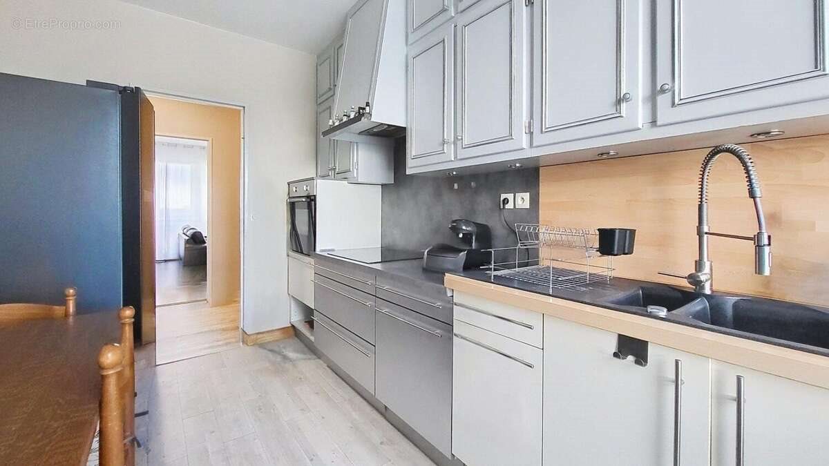 Appartement à vendre, 107m², Châteauroux