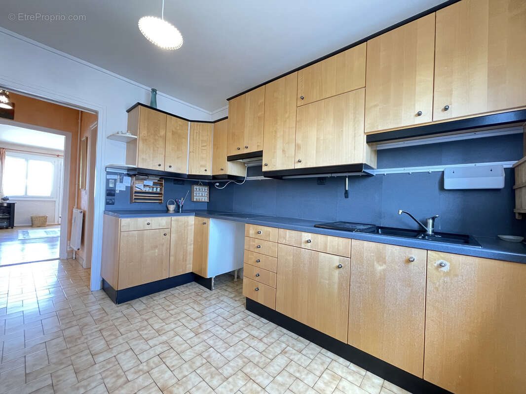 Appartement à vendre, 81m², Hérouville-Saint-Clair