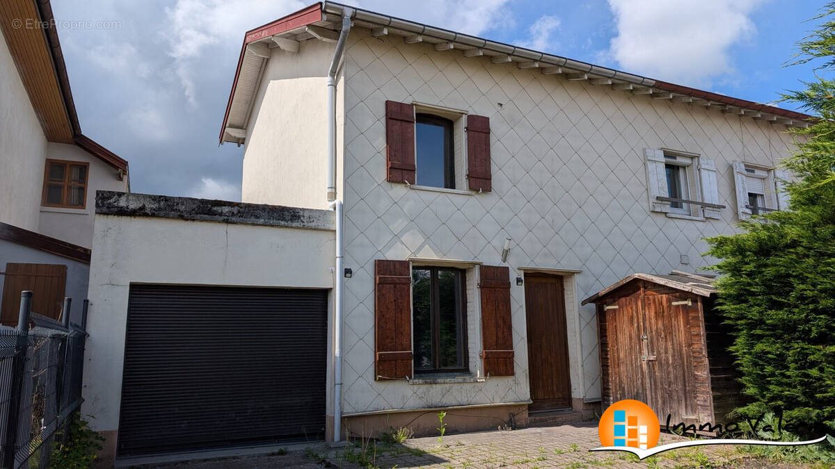 Appartement à vendre, 74m², Golbey