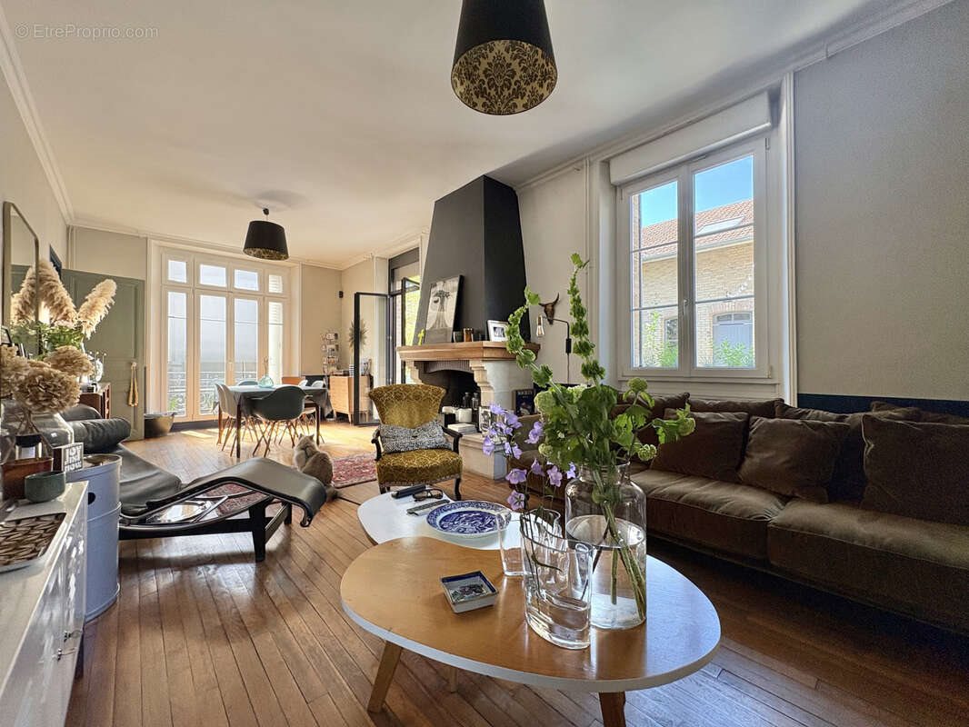 Maison à vendre, 180m², Tinqueux