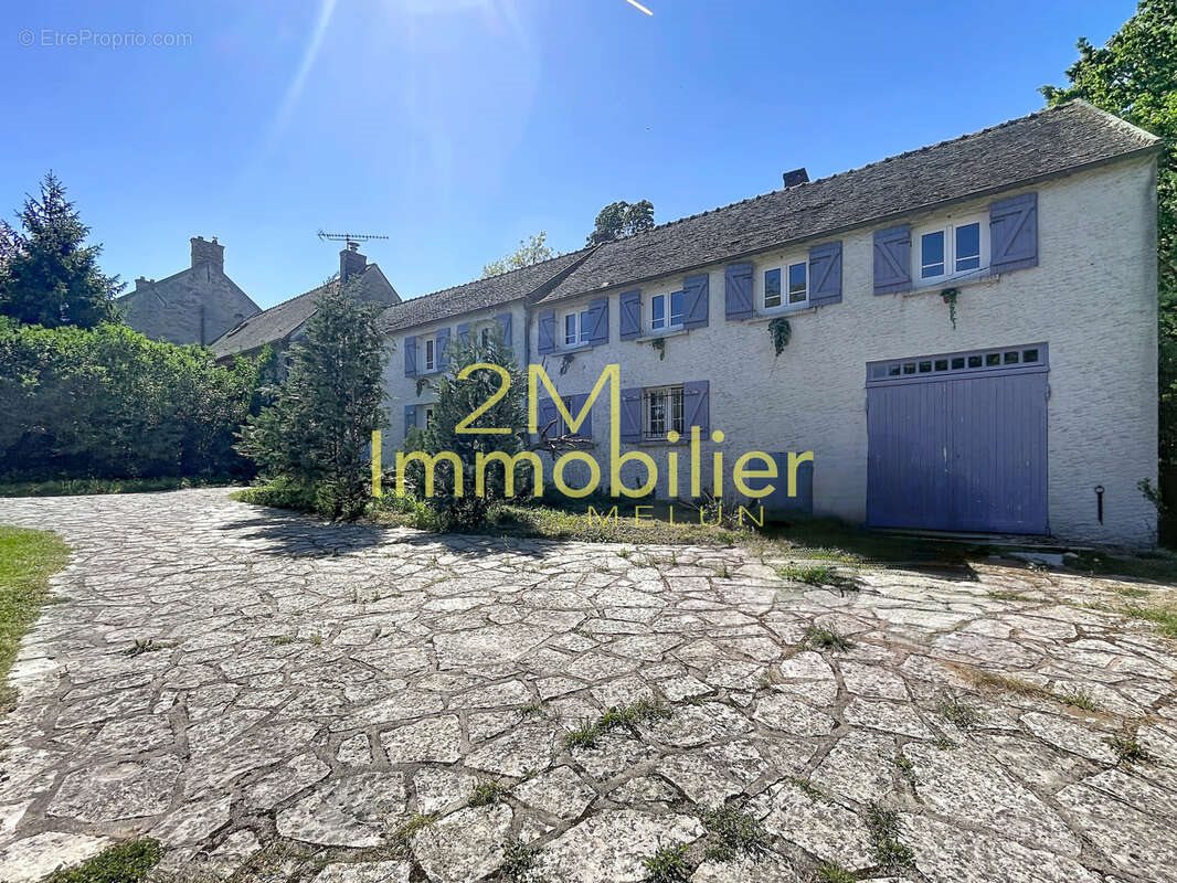 Maison à vendre, 220m², Blandy