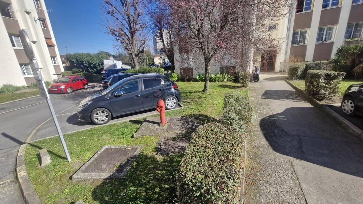 Appartement à vendre, 57m², Colombes