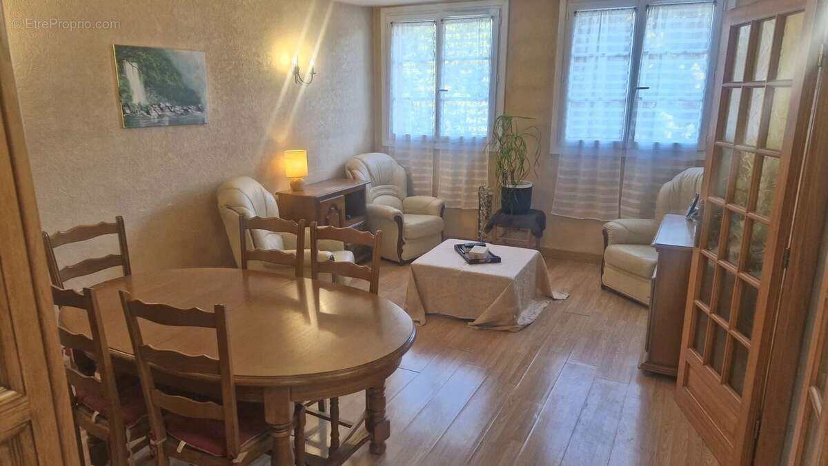 Appartement à vendre, 57m², Colombes