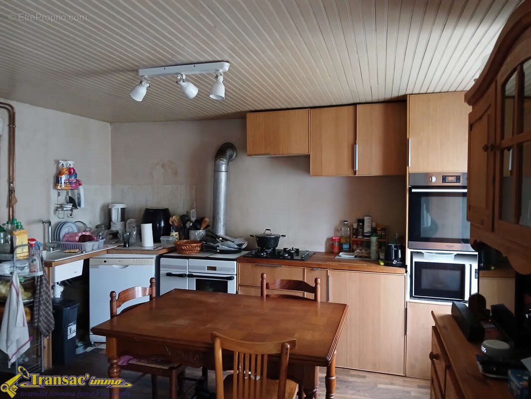 Maison à vendre, 137m², Le Brugeron