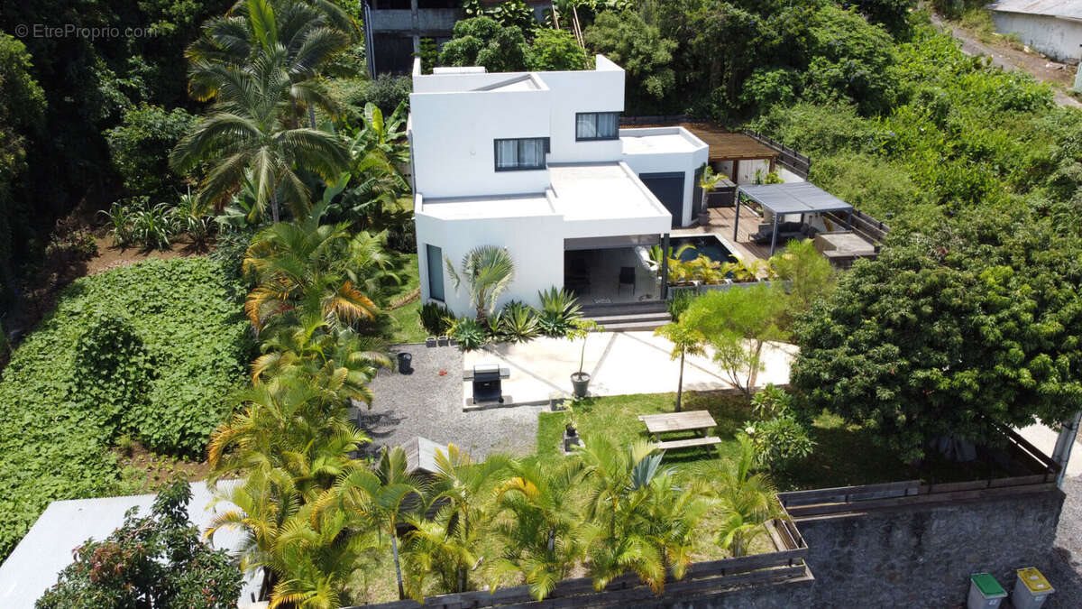 Maison à vendre, 146m², Le Tampon