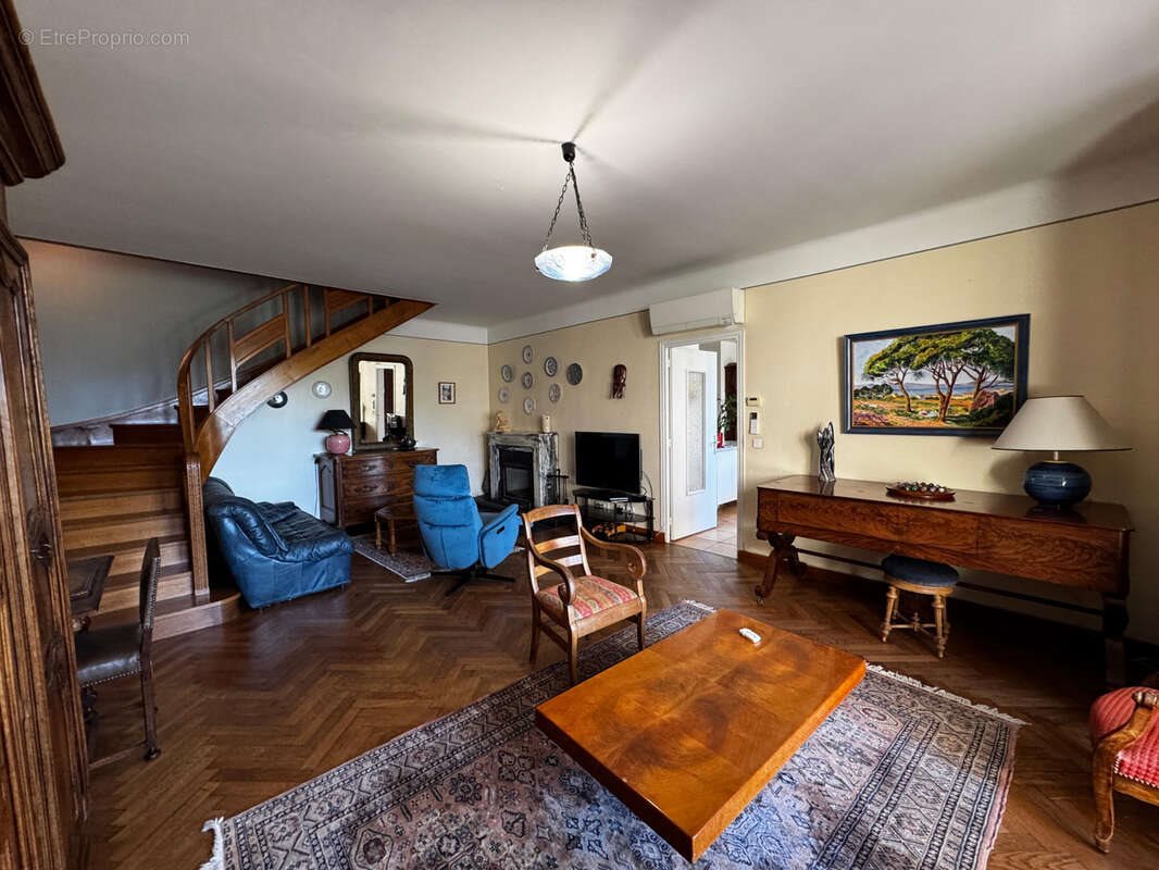 Maison à vendre, 205m², Manosque