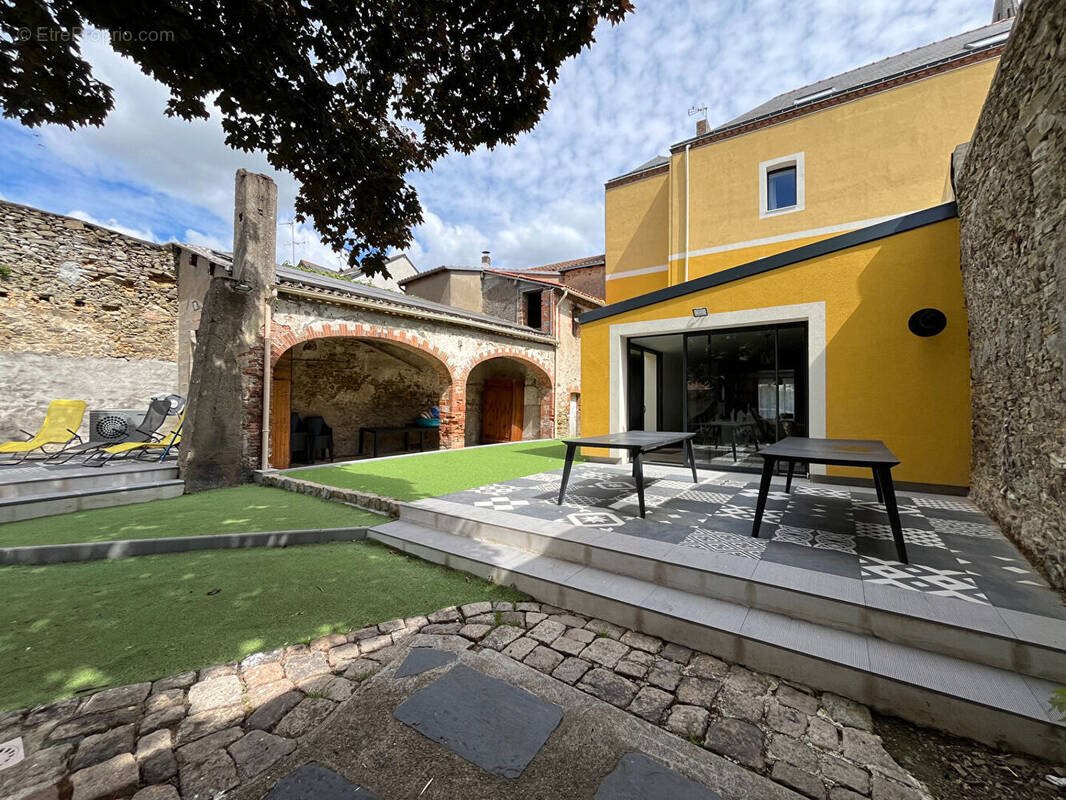 Maison à vendre, 300m², Jallais