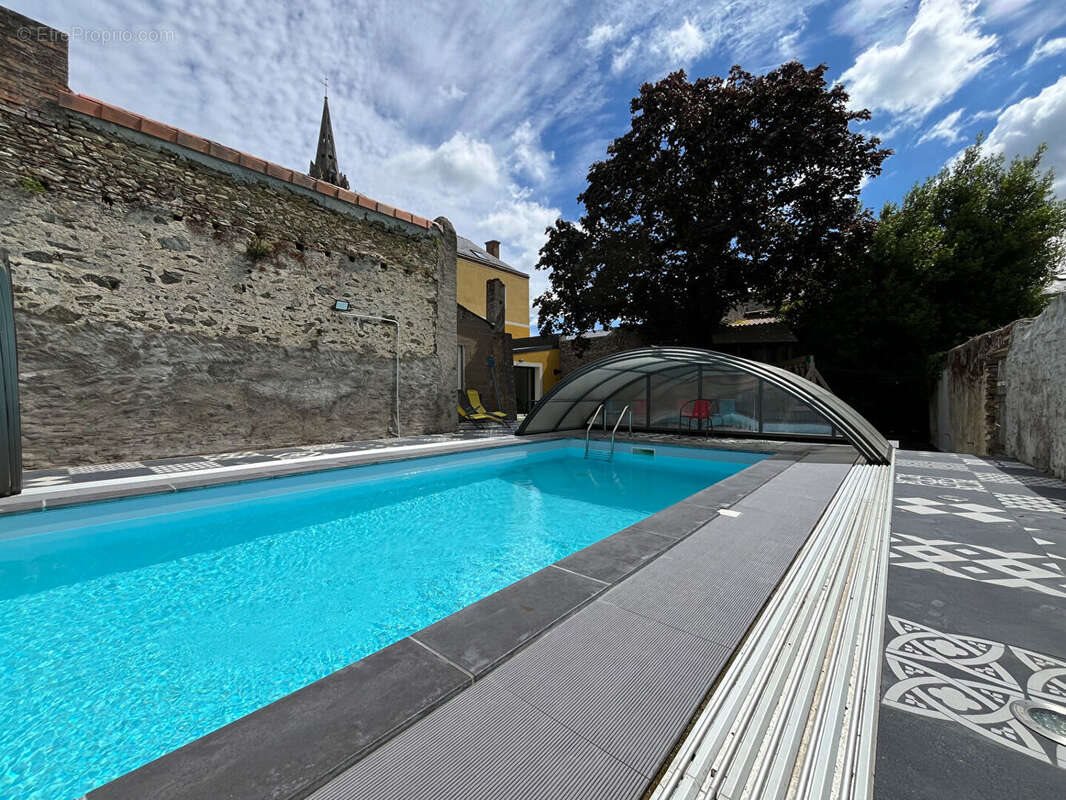 Maison à vendre, 300m², Jallais