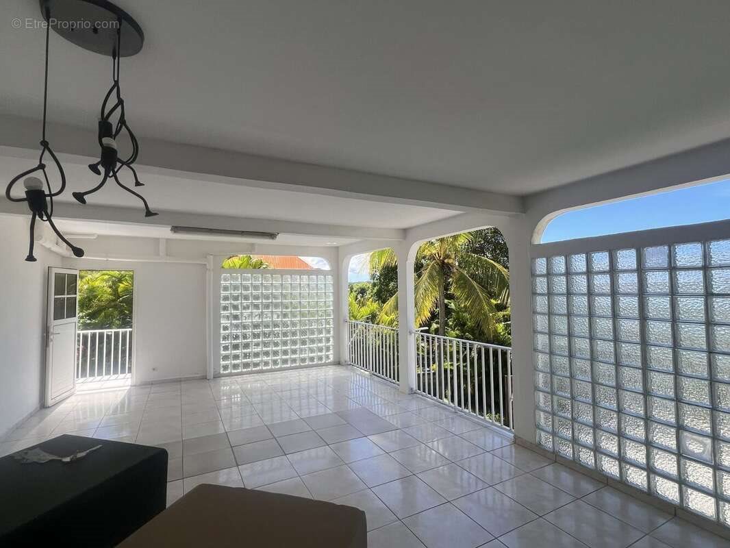 Appartement à vendre, 125m², Le Moule